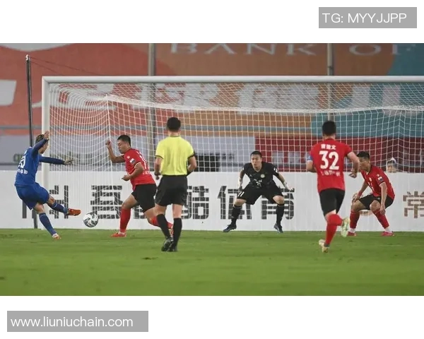 马里足球明星的崛起之路 从青训到世界赛场的辉煌历程